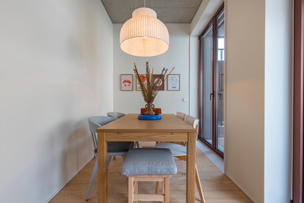 Deluxe 2Bdr Apartment W/ Patio By Lovelystay Lisboa Extérieur photo